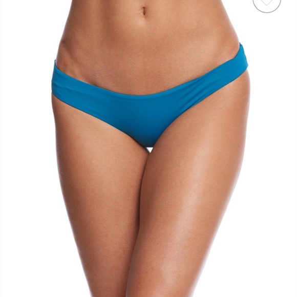 L*space Bikini - Picture 3 of 8